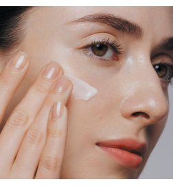 Future Solution LX - Crème Nuit Régénérante Totale Future Solution LX - Crème Nuit Régénérante Totale